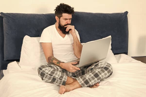 More Than Half of Remote Workers Frequently Bed Rot During Work